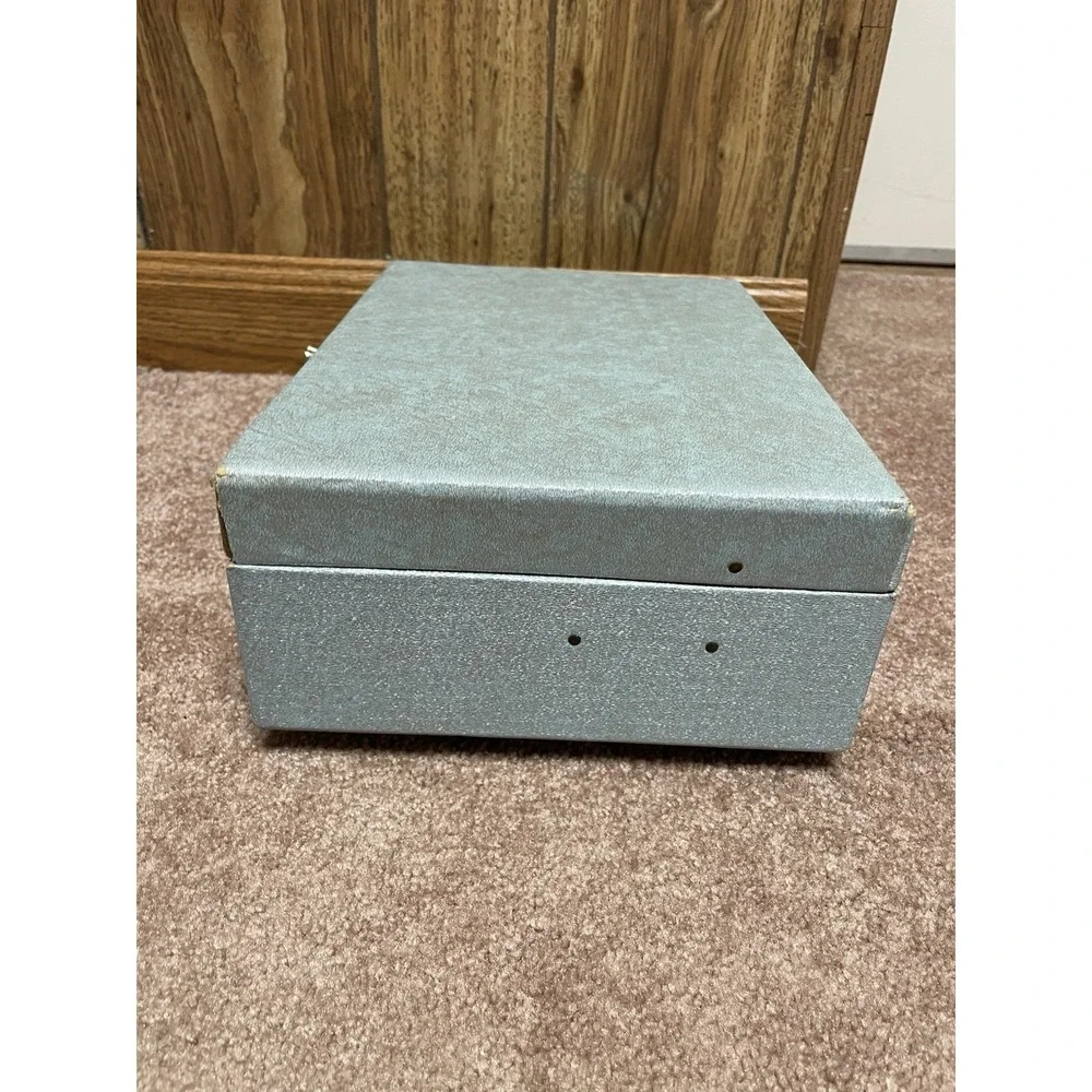 Vintage 1960's LADY BUXTON 2 Tier Blue Jewelry Box Blue Velvet‎ grandma core